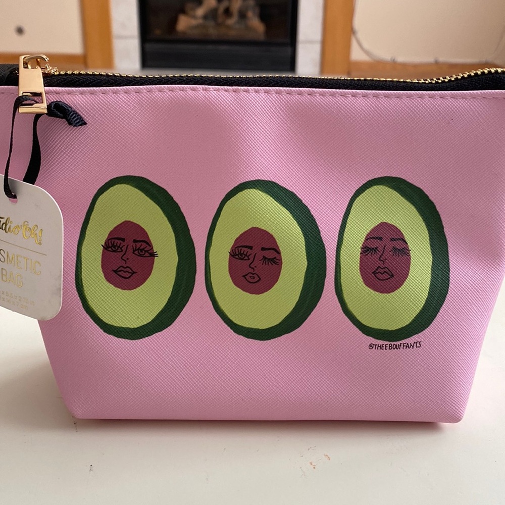 Studio oh cosmetic bag avacado makeup bag NWT PINK